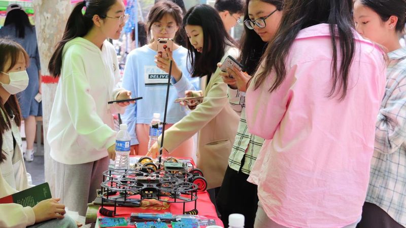 医疗RPA定制开发：为什么通用方案在医院总“水土不服